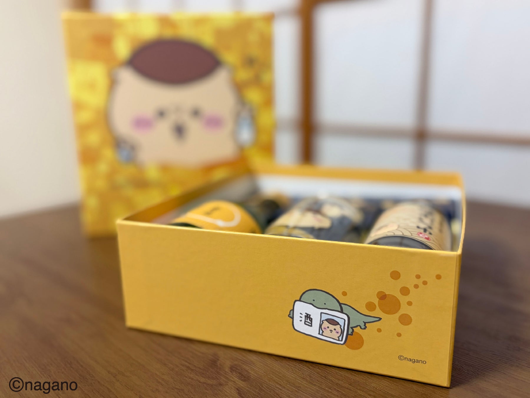 パッケージデザイン